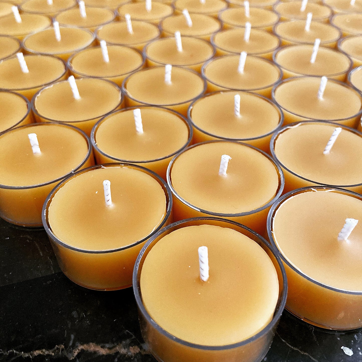 100% Pure Beeswax Tealights (Pack of 9)
